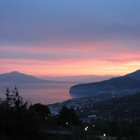 Casa Gaia Sorrento Bio Vacanze Bed & Breakfast *
