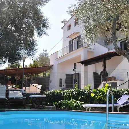 Casa Gaia Sorrento Bio Vacanze Bed & Breakfast